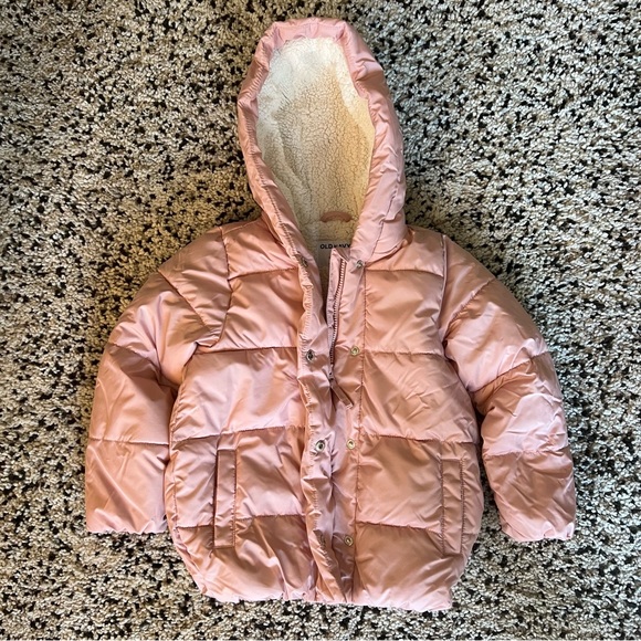 Old Navy Little Girls Puffer Jacket - Picture 1 of 2